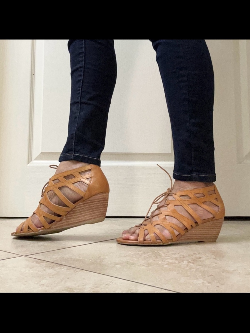 Crown Vintage Brown Lace-Up Wedges